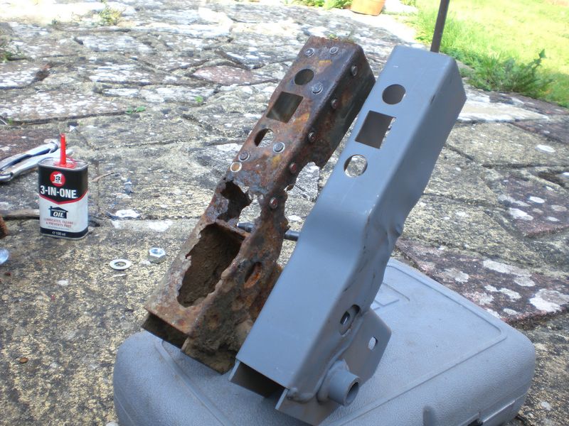 Lower door pillar (A pillar) foot removal Defender Forum (1983 2016